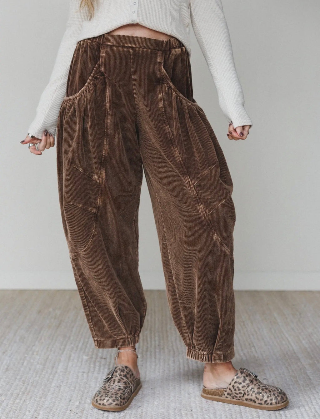 Canyon Muse Corduroy Pants — Washed Mocha