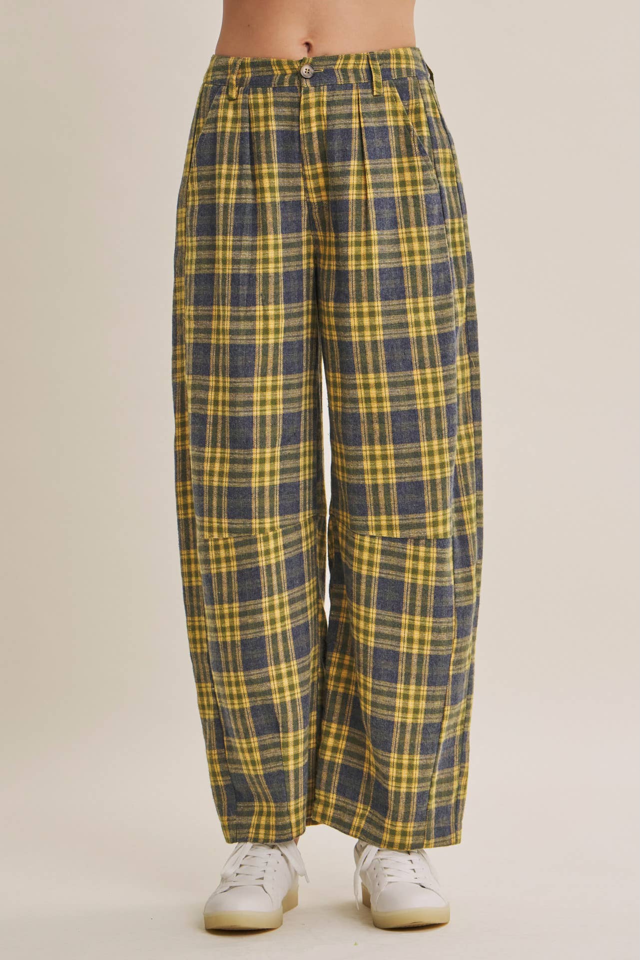 GOLDEN GROVE PLAID BARREL PANTS